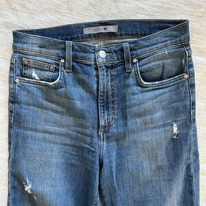 Joe’s High Rise Straight Ankle Jeans 28